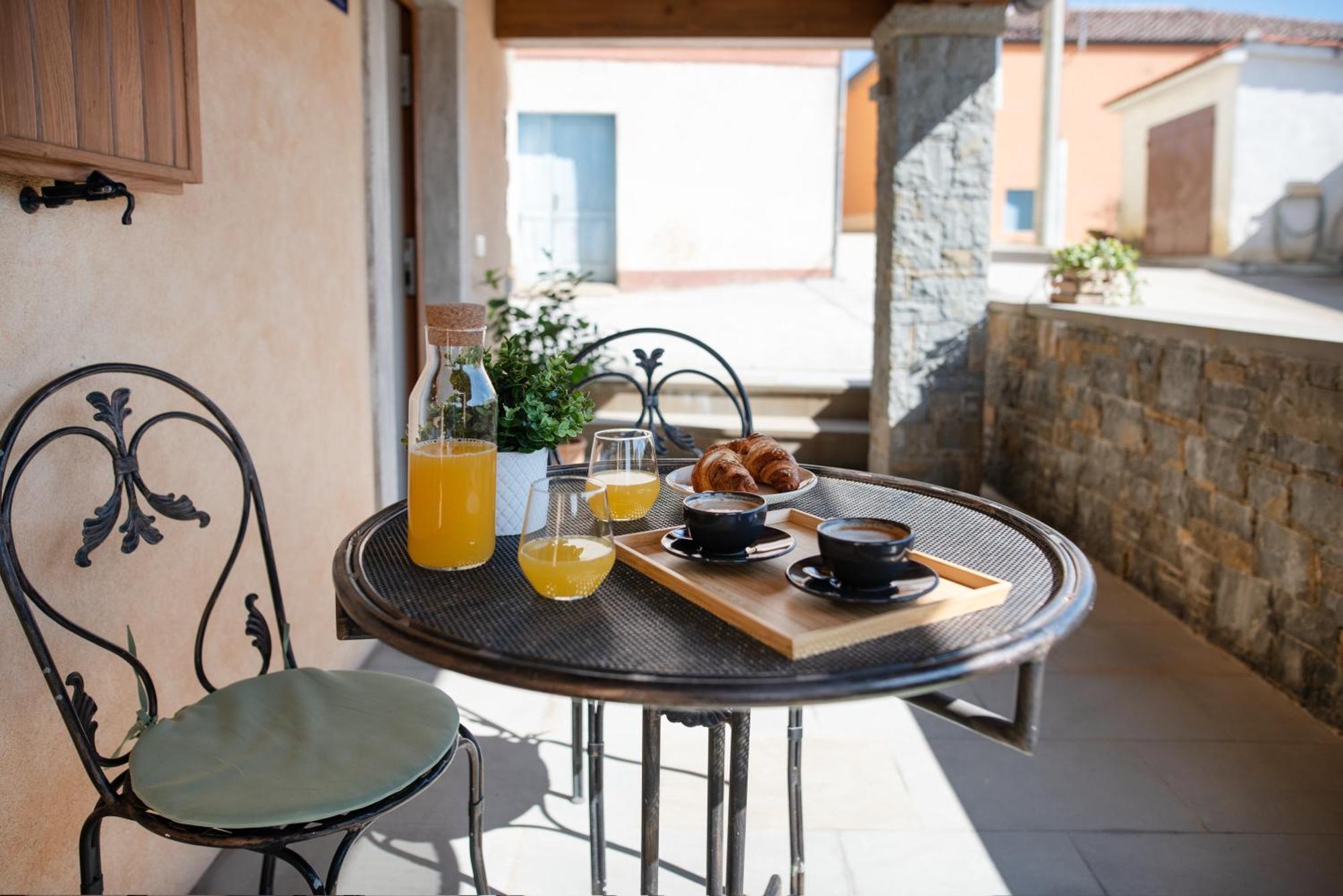 Truffle House Karlic Apartment Buzet Bagian luar foto